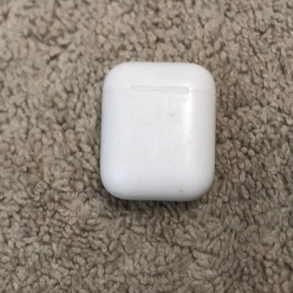 airpods case